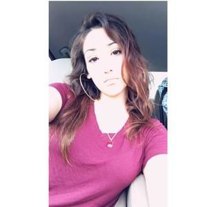 Meet your Posher, Noemi